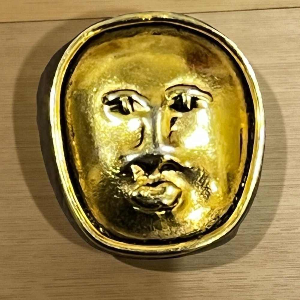 Accessorcraft NYC Abstract Face Pin Gold Tone Modernist 1.5" x 1.25" Vintage